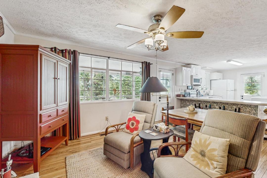 Photo of Others in Hiawassee