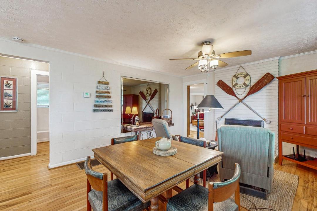 Photo of Others in Hiawassee