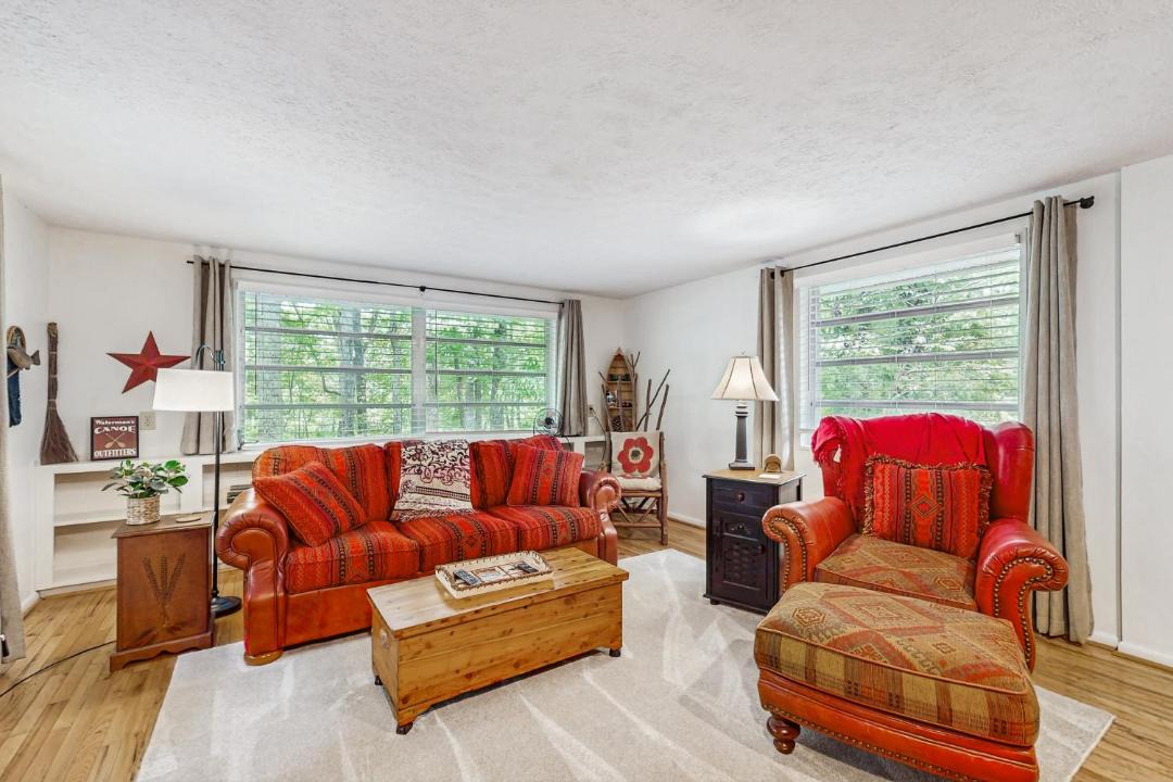 Photo of Others in Hiawassee