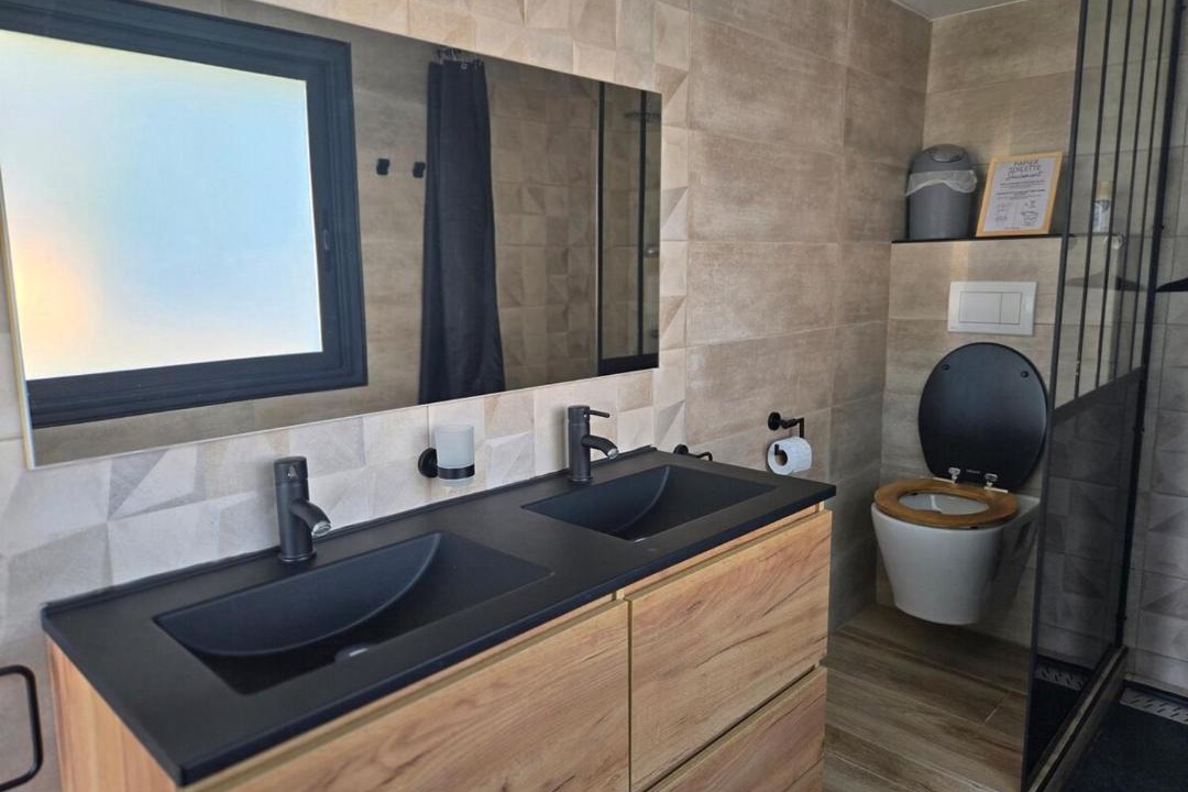 Photo of Bathroom in Montbazin