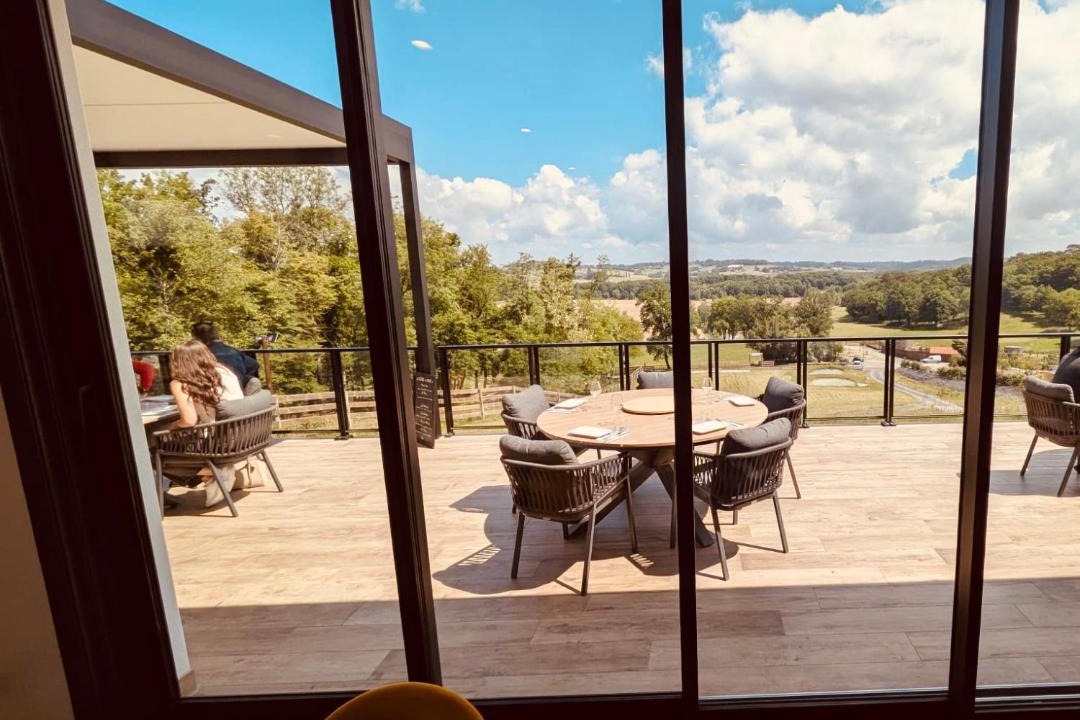 Photo of Patio Balcony in Amou