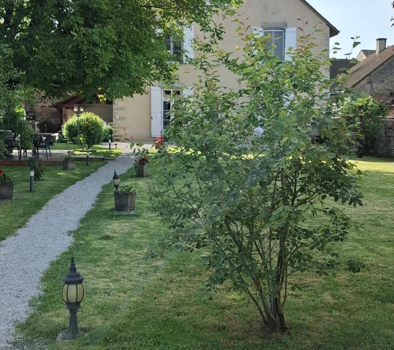 Photo of Others in Chateau-Chalon