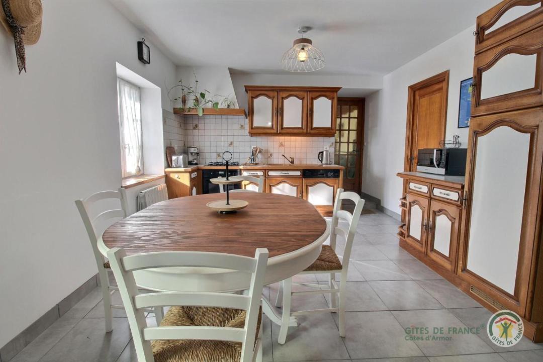 Photo of Kitchen in Guingamp-Paimpol Armor-Argoat Agglomeration