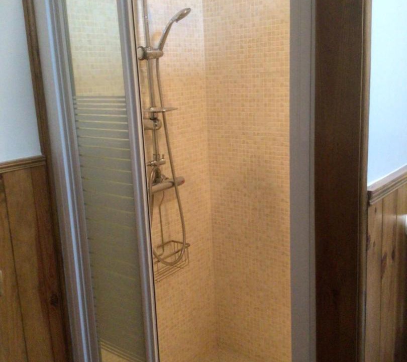 Photo of Bathroom in Plouguenast