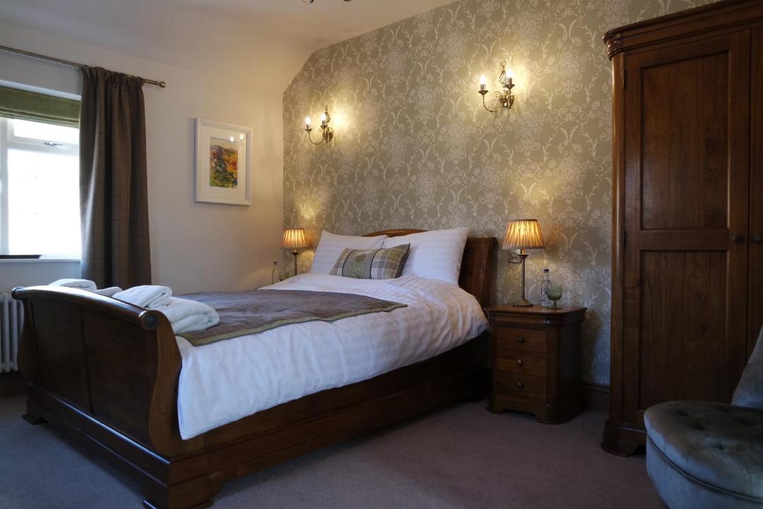 Photo of Bedroom in High Peak