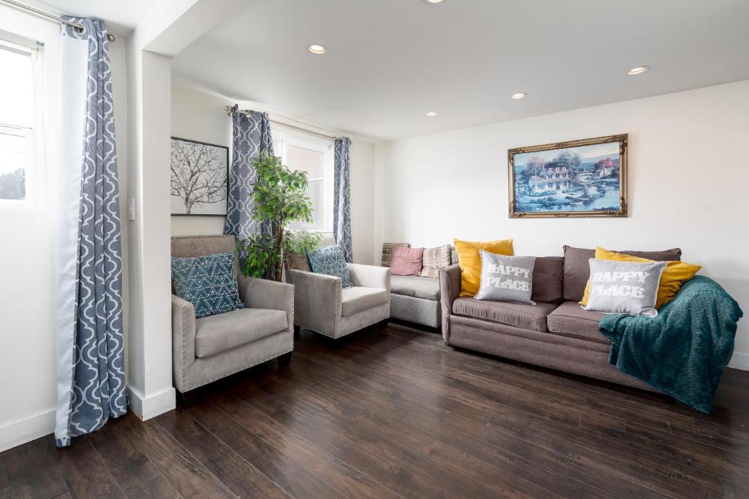 Photo of Others in Oakland