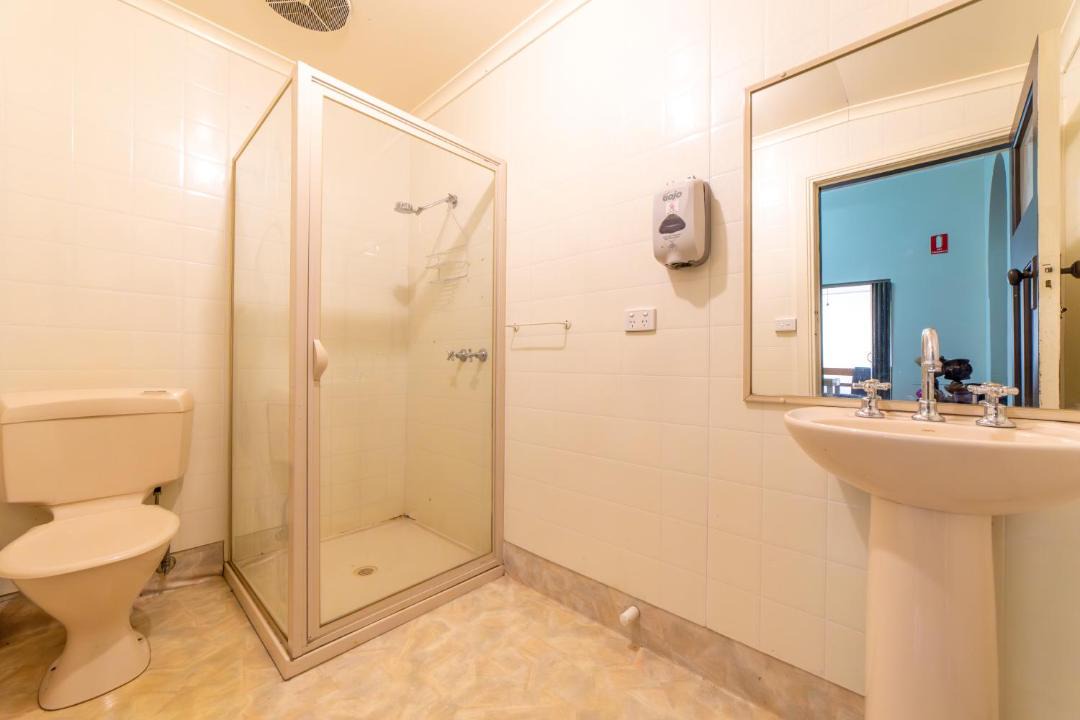 Photo of Bathroom in Yarrawonga