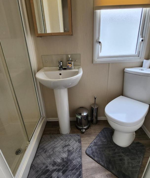 Photo of Bathroom in Swalecliffe