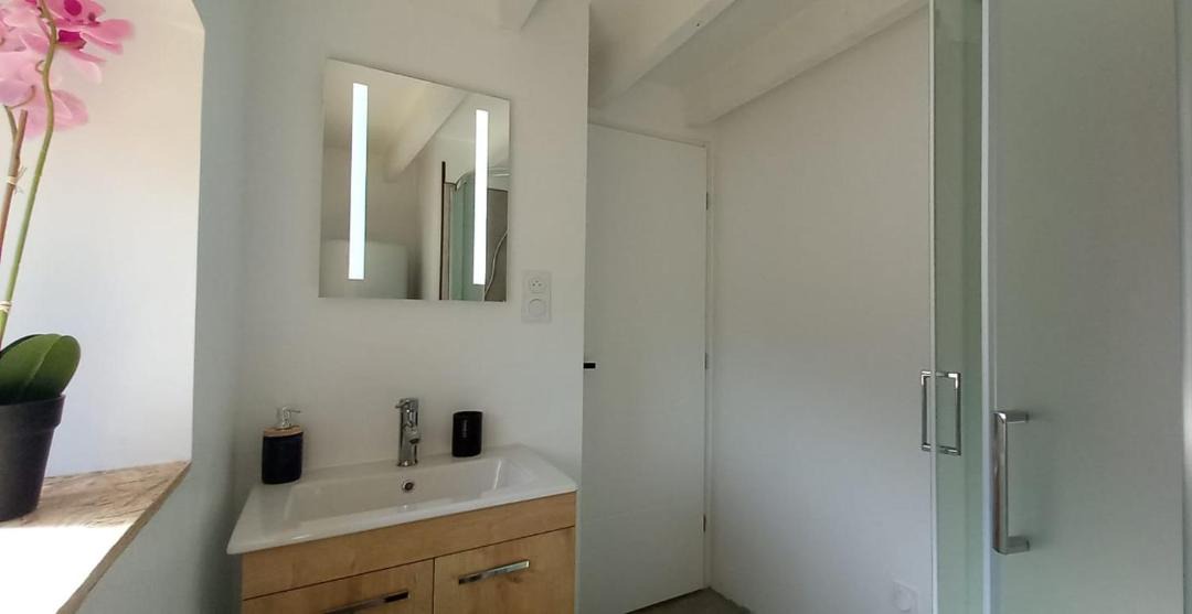 Photo of Others in La Chambre