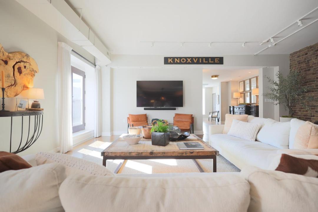 Photo of Livingroom in Downtown Knoxville
