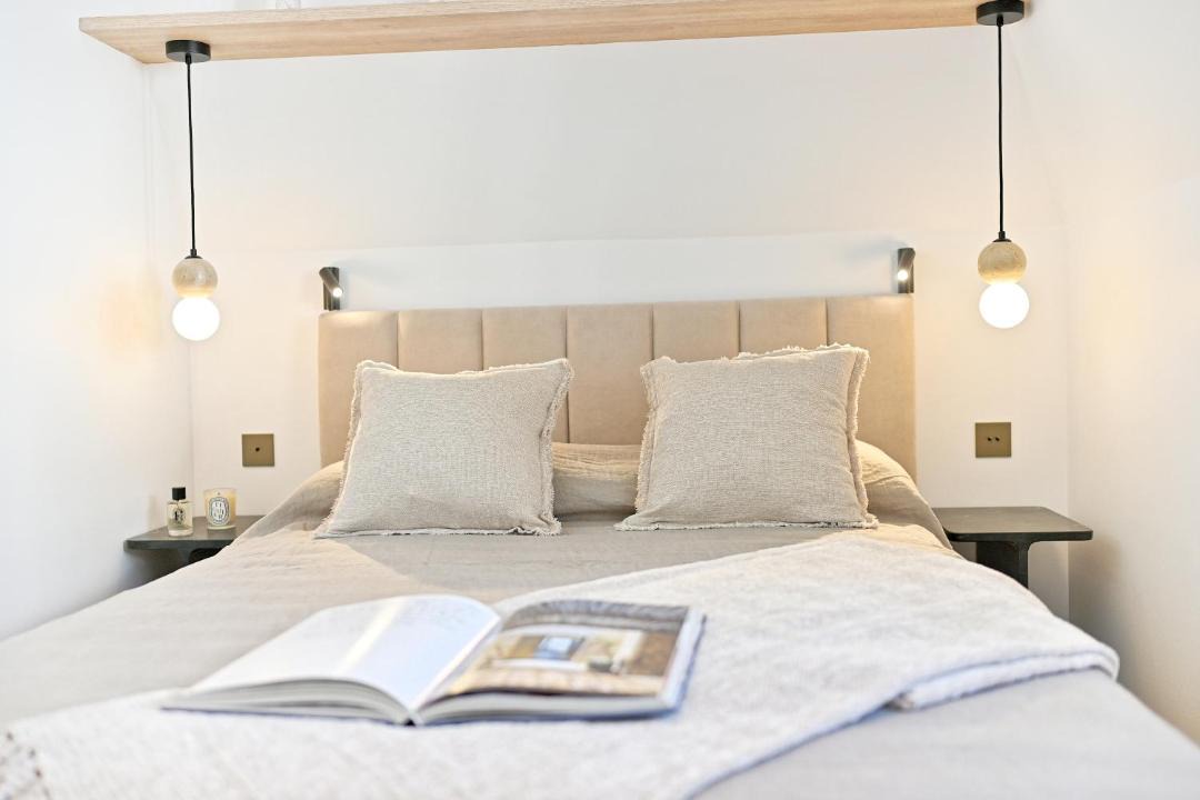 Photo of Bedroom in 6th Arrondissement