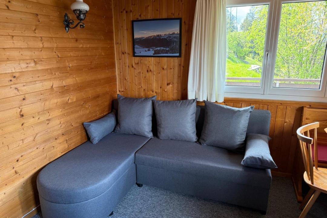 Photo of Others in Quarten