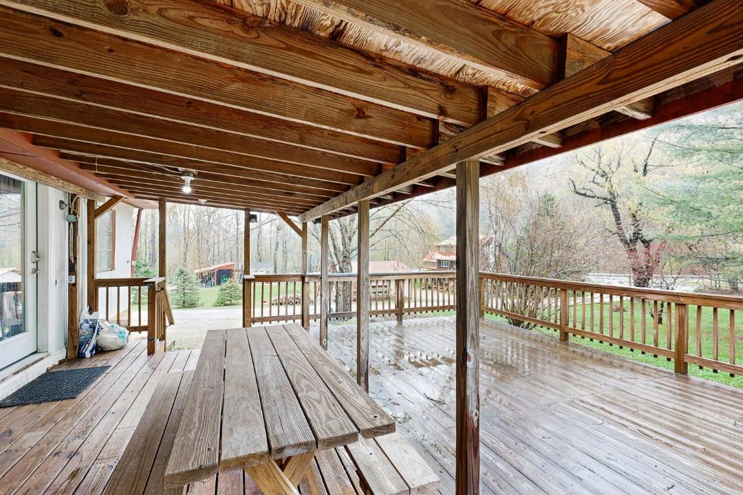 Photo of Patio Balcony in Bridgewater Corners