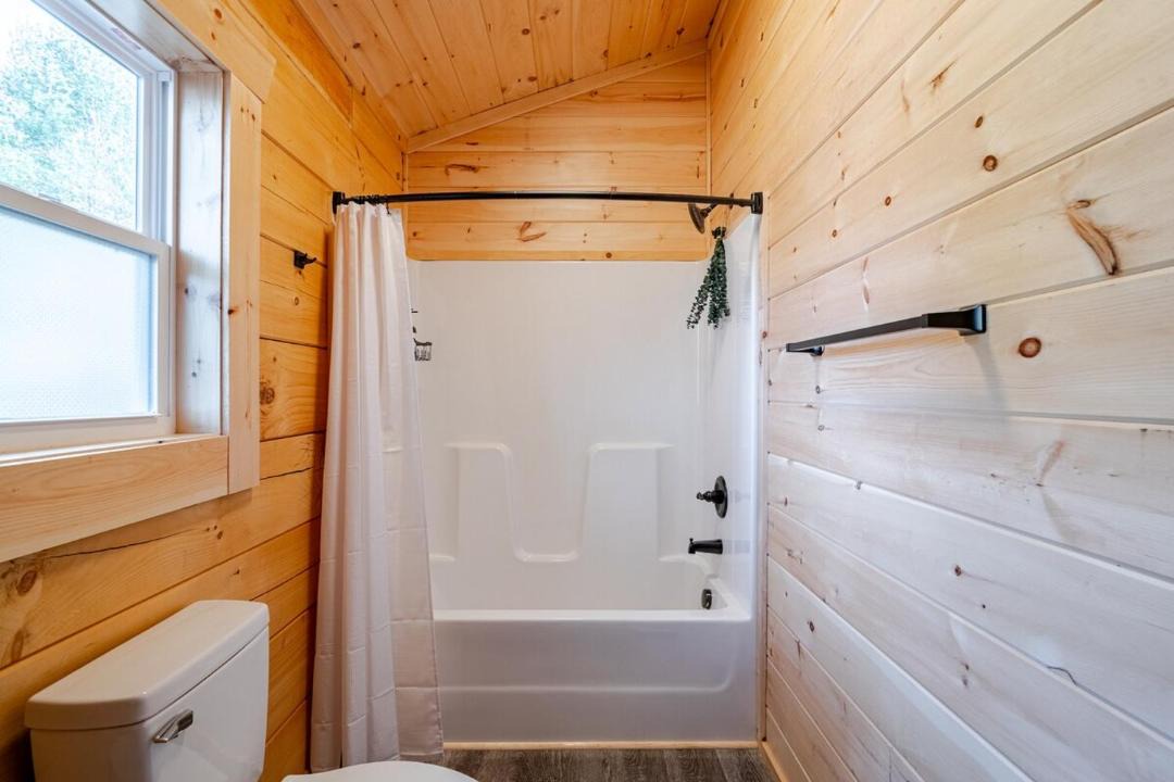 Photo of Bathroom in Piper Gap
