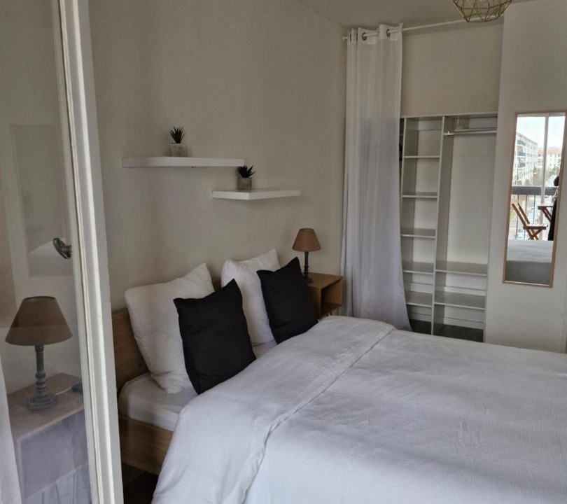 Photo of Others in Moulin a Vent