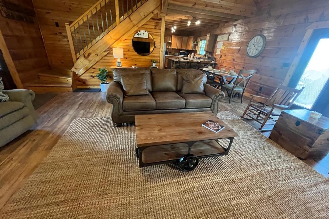 Photo of Livingroom in Byrdstown