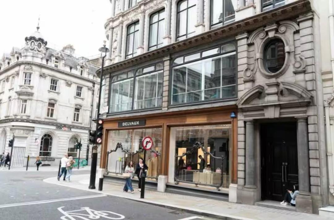 Photo of Buildings in Mayfair