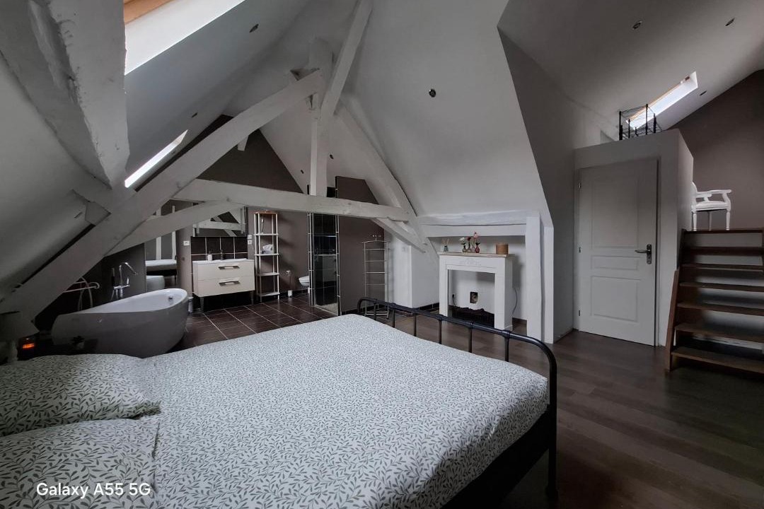 Photo of Bedroom in Decize