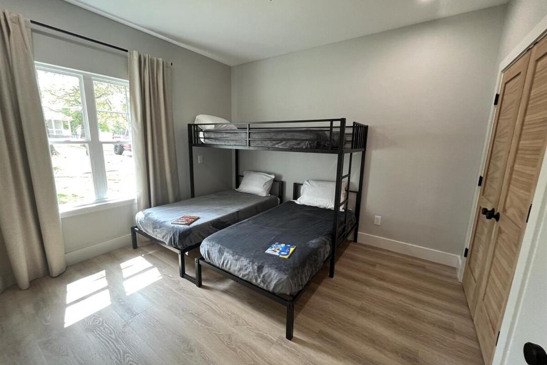 Photo of Bedroom in Malakoff