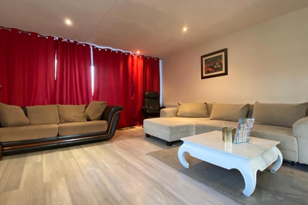 Photo of Livingroom in Raddon-et-Chapendu