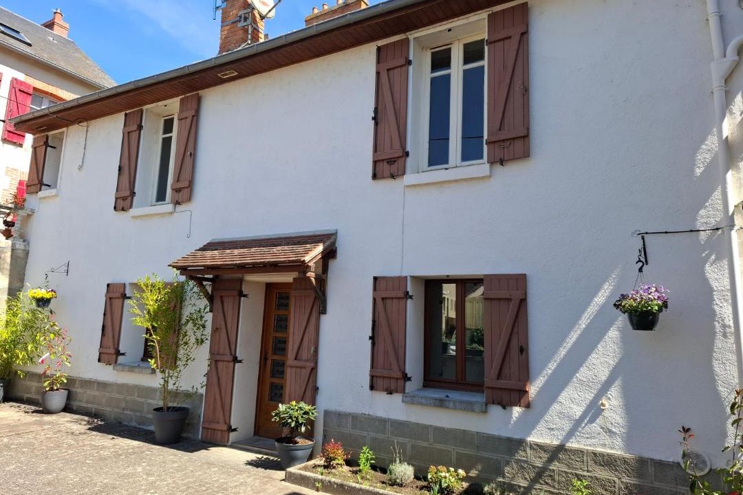 Photo of Others in Chambon-sur-Voueize