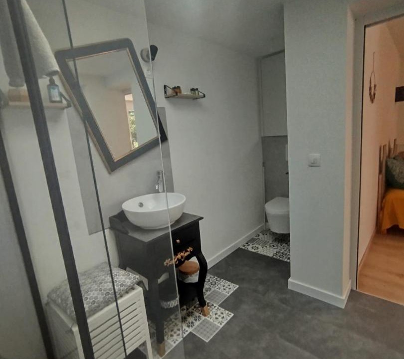 Photo of Others in Oize