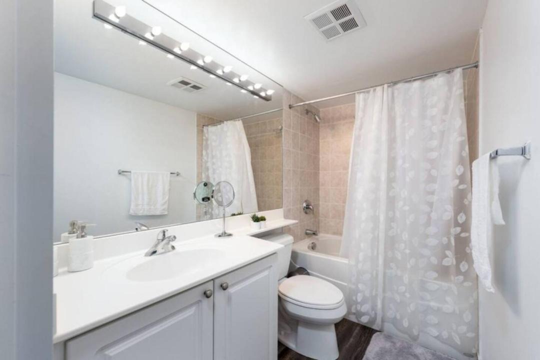 Photo of Bathroom in Fort York