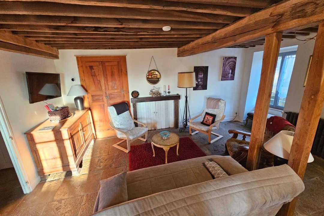 Photo of Others in Tharoiseau