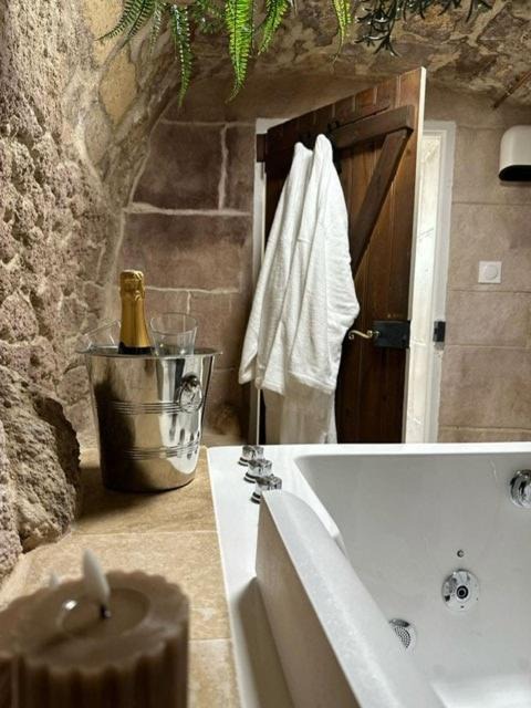 Photo of Bathroom in Pierrefonds