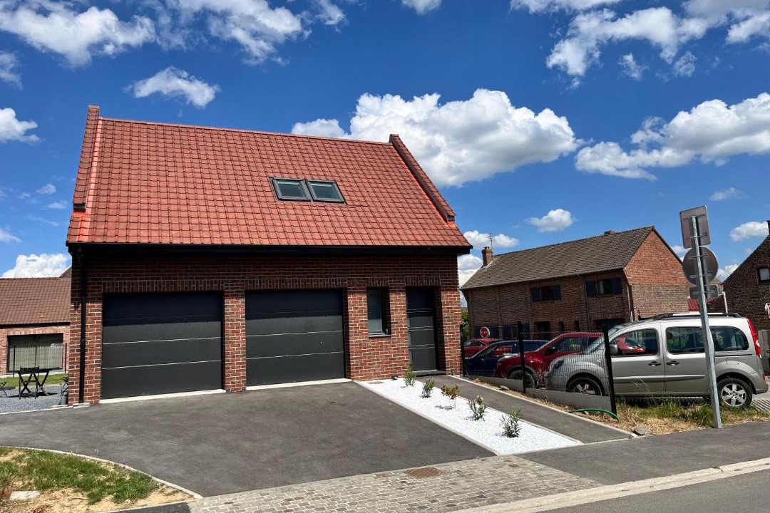 Photo of Others in Hamel