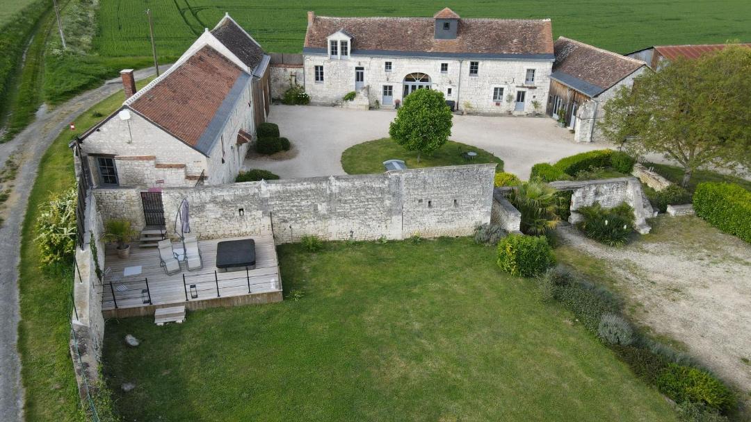 Photo of Buildings in Ligre