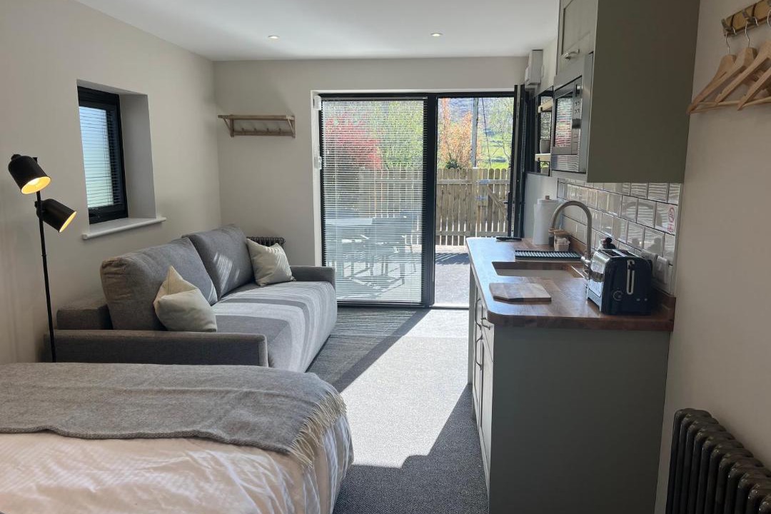 Photo of Others in Lumbutts