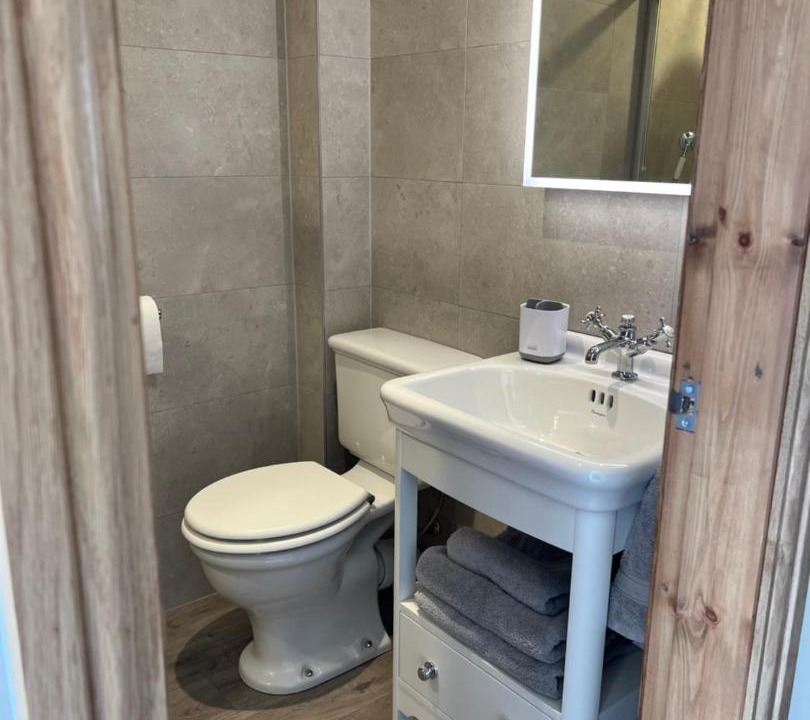 Photo of Bathroom in Lumbutts