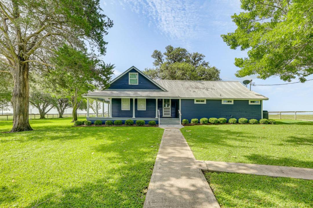 Photo of Others in Schulenburg