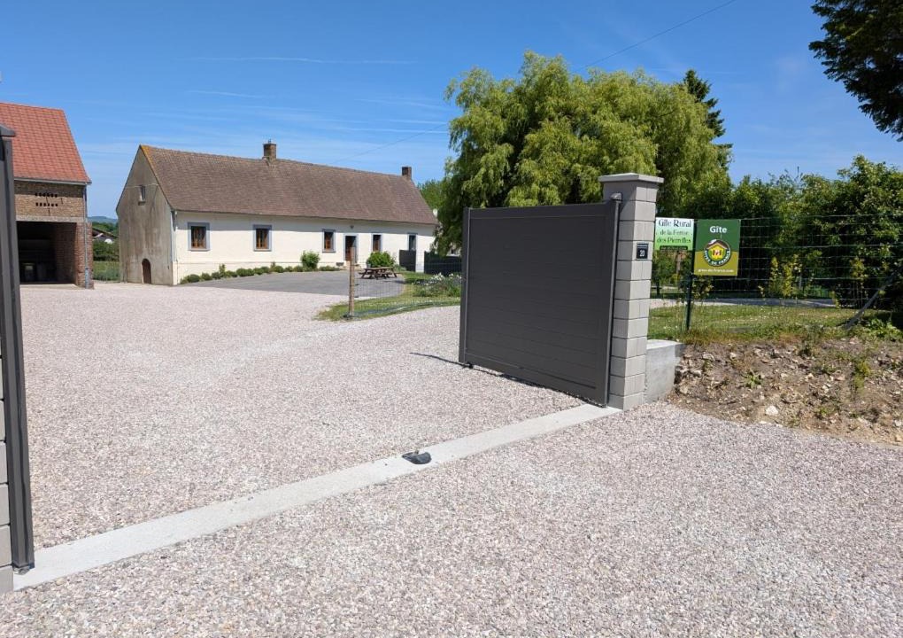 Photo of Others in Menneville