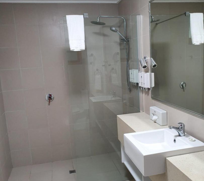 Photo of Others in Kingfisher Bay