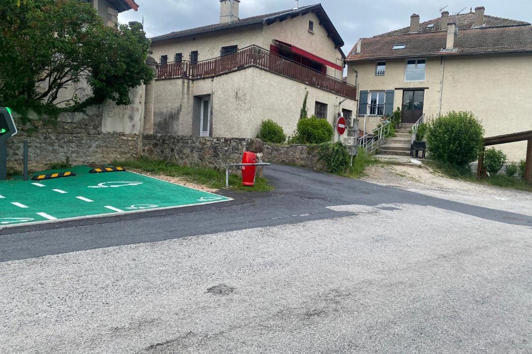 Photo of Others in Vorey