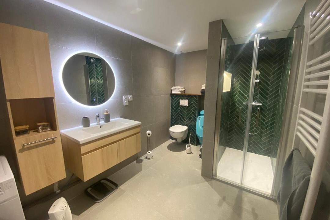 Photo of Bathroom in Montluel