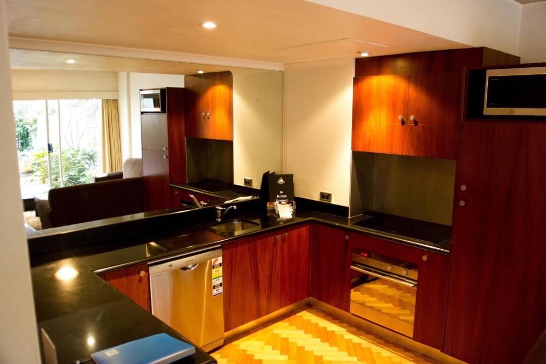 Photo of Others in Elizabeth Bay