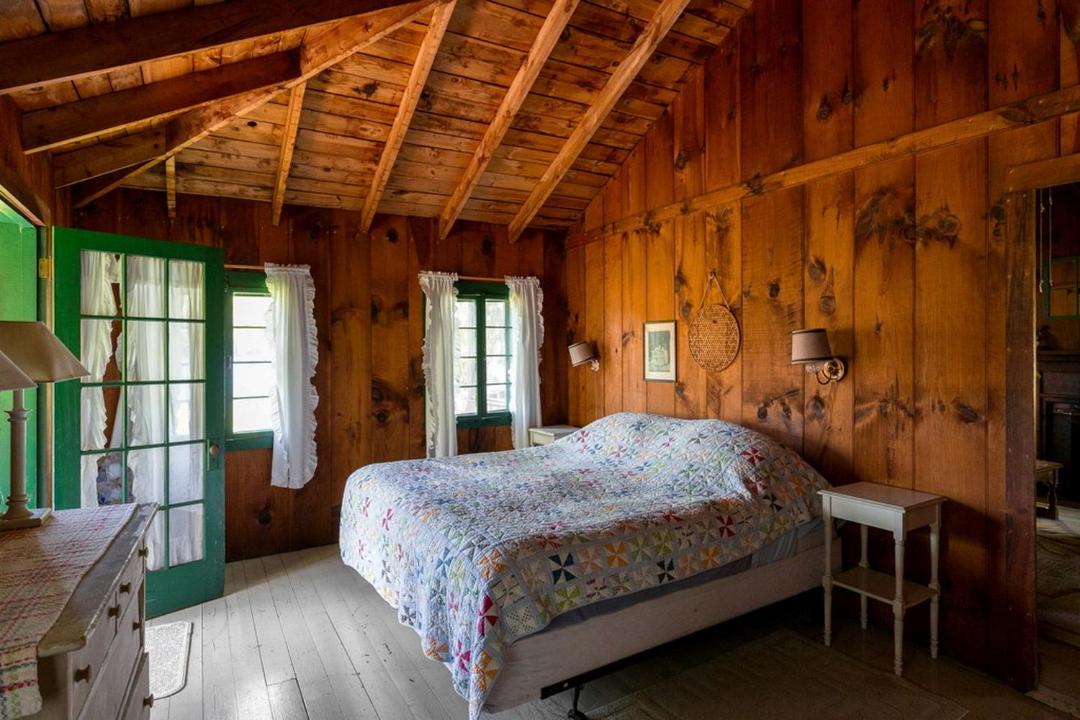 Photo of Bedroom in Lyme