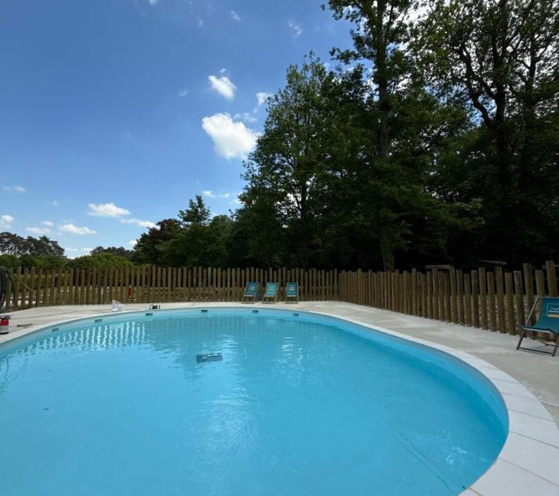 Photo of Others in Combreux