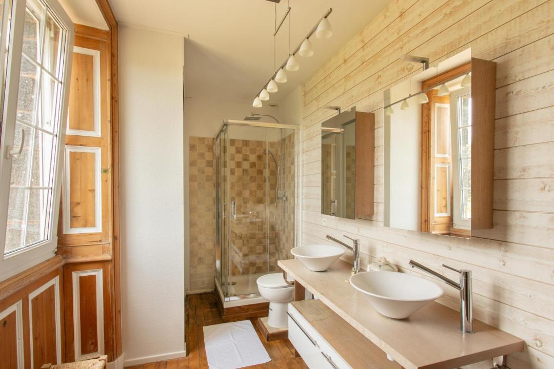 Photo of Bathroom in Saint-Mars-du-Desert