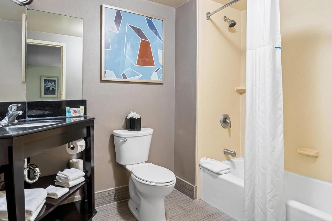 Photo of Bathroom in Cadillac