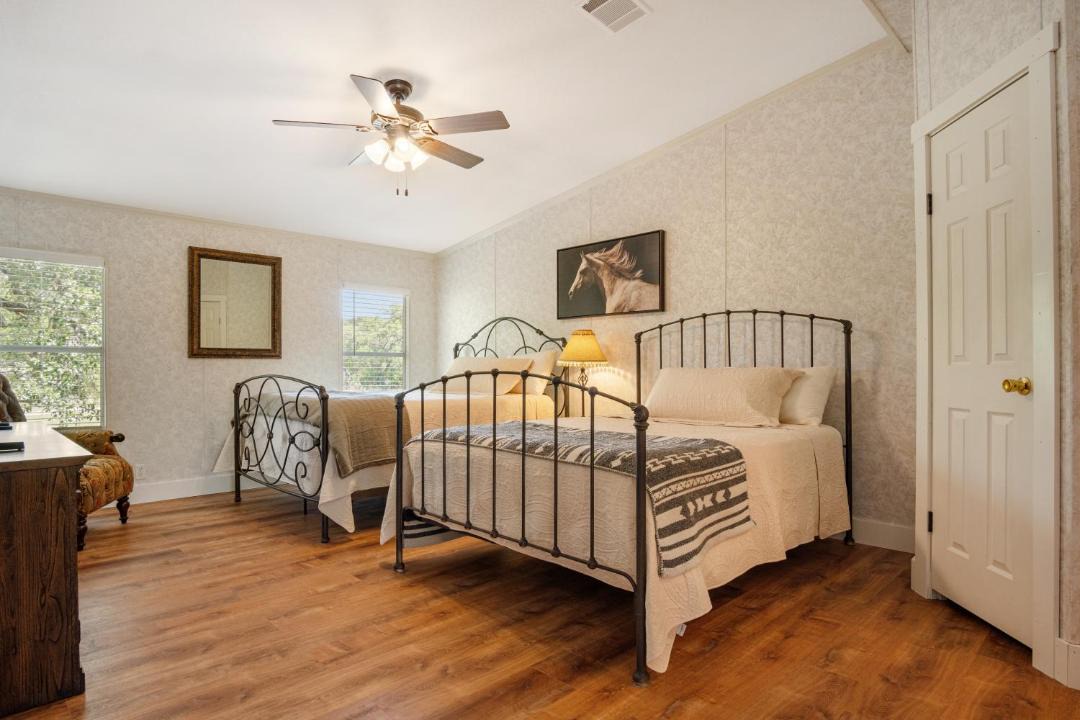 Photo of Bedroom in Pipe Creek