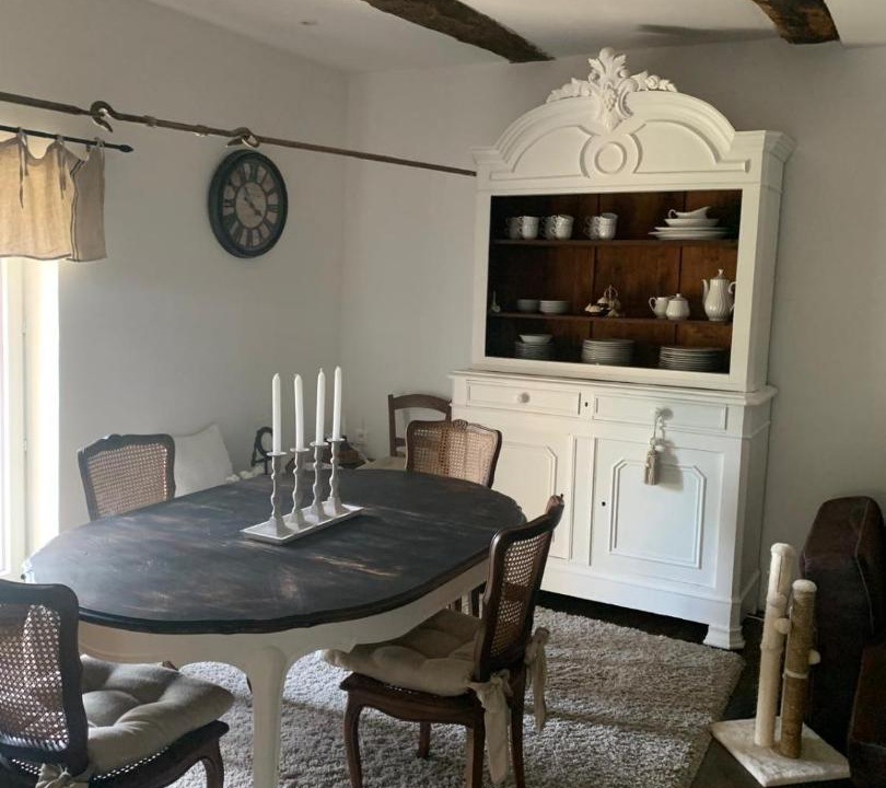 Photo of Others in Requista