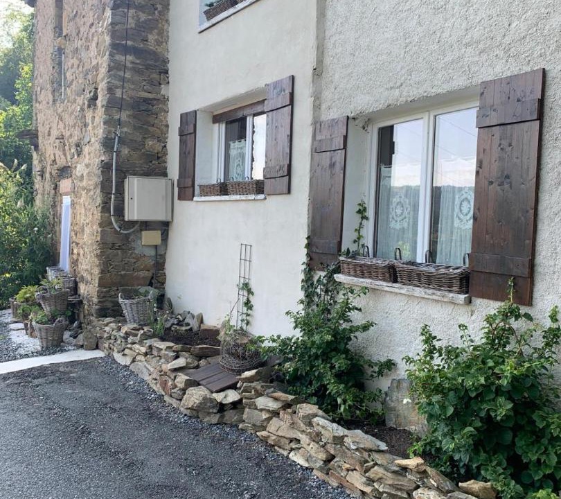 Photo of Others in Requista