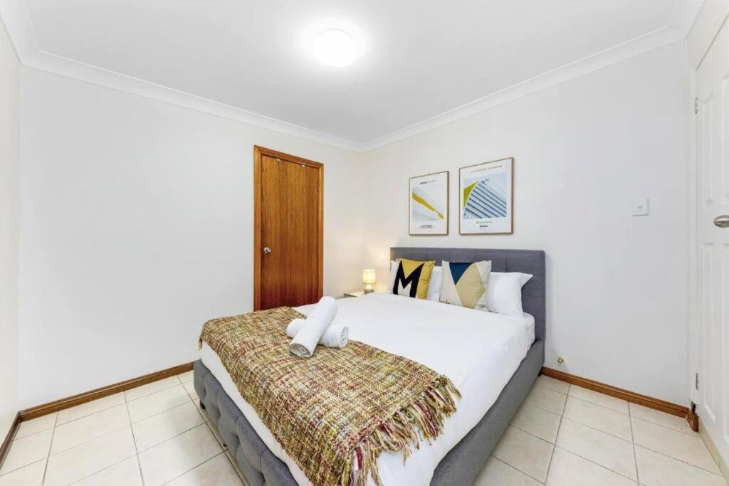 Photo of Bedroom in Lewisham