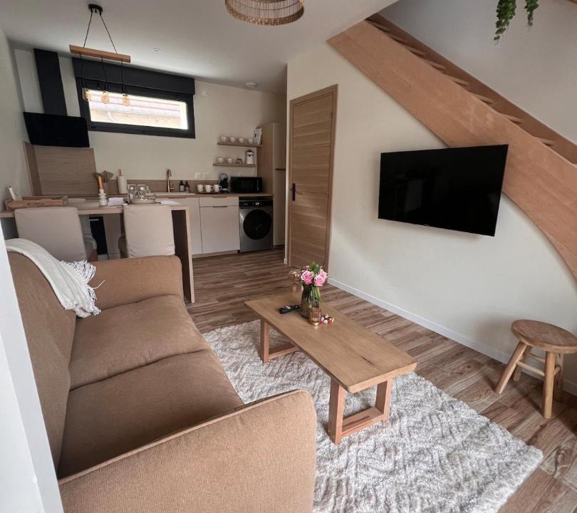 Photo of Livingroom in Airan