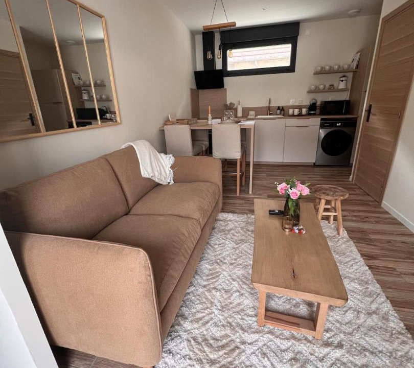 Photo of Livingroom in Airan