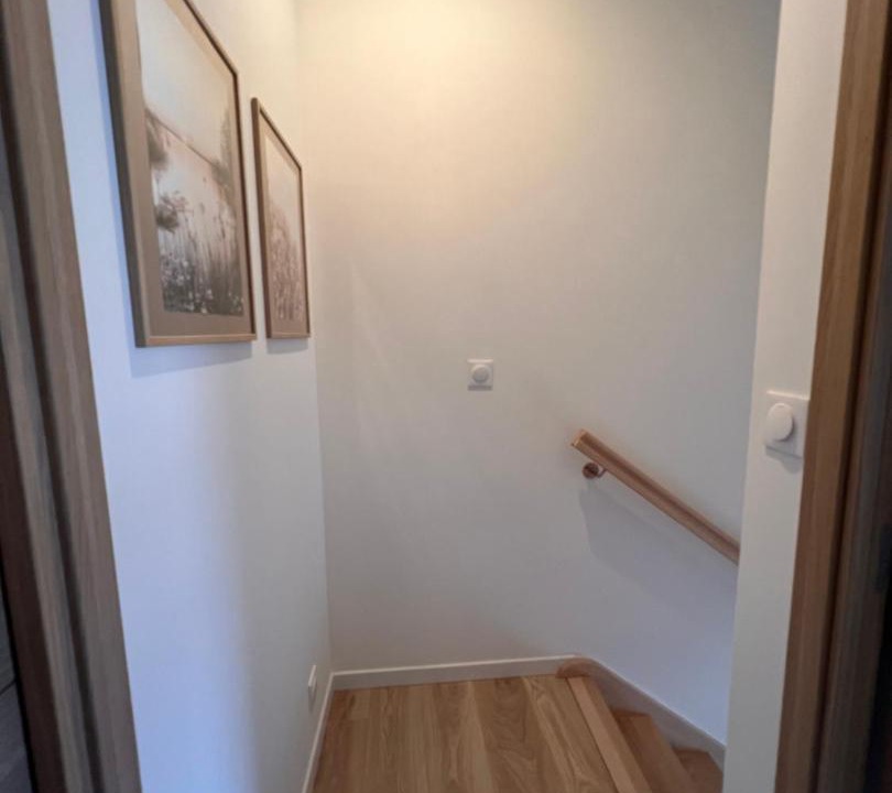 Photo of Others in Airan